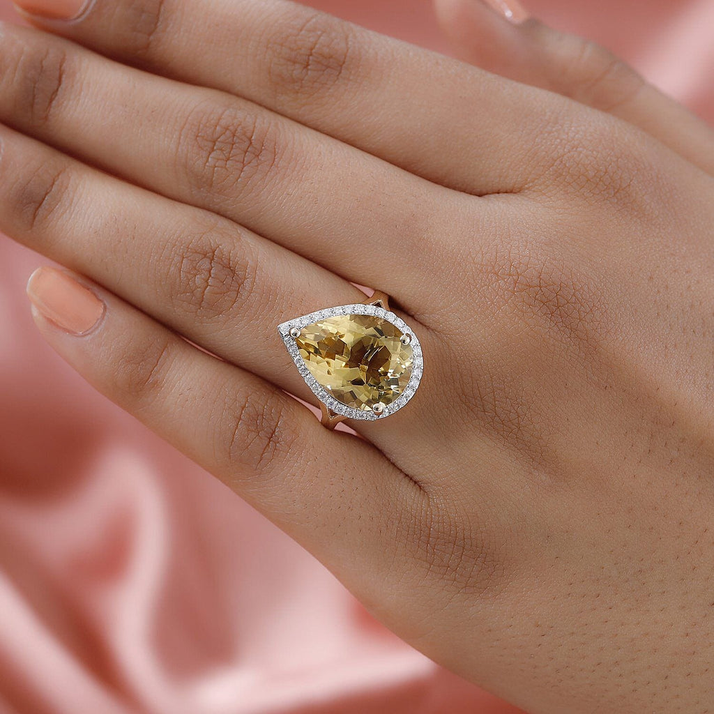 9K Yellow Gold Citrine and Moissanite Ring 9.00 Ct - Wt - 2.60 Grams