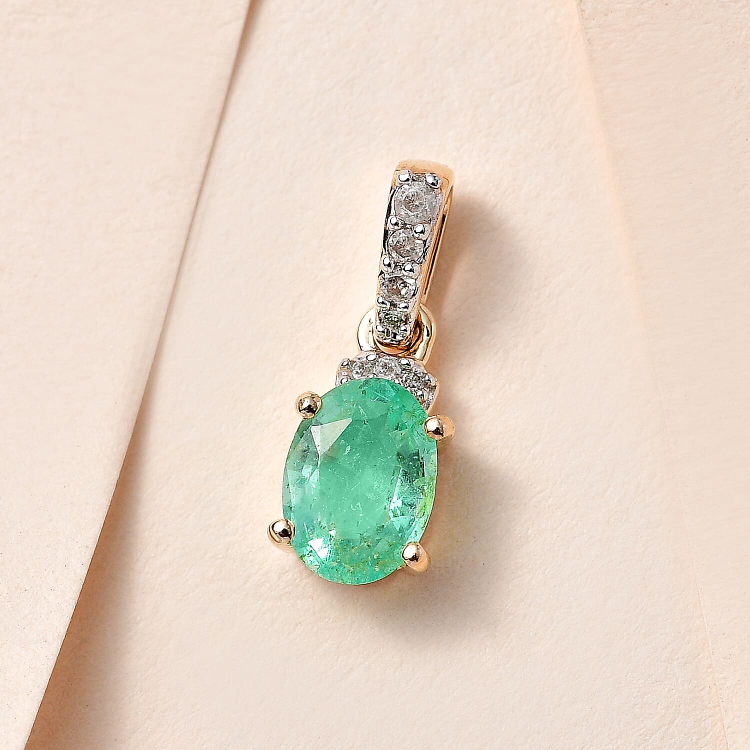 9K Yellow Gold AA Colombian Emerald, White Diamond Pendant 0.81 Ct 7624576 2