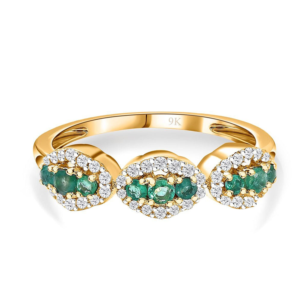 9K Yellow Gold  AA   Emerald ,  Moissanite  Main Stone With Side Stone Ring 0.56 ct,  Gold Wt. 1.76 Gms  0.564  Ct.
