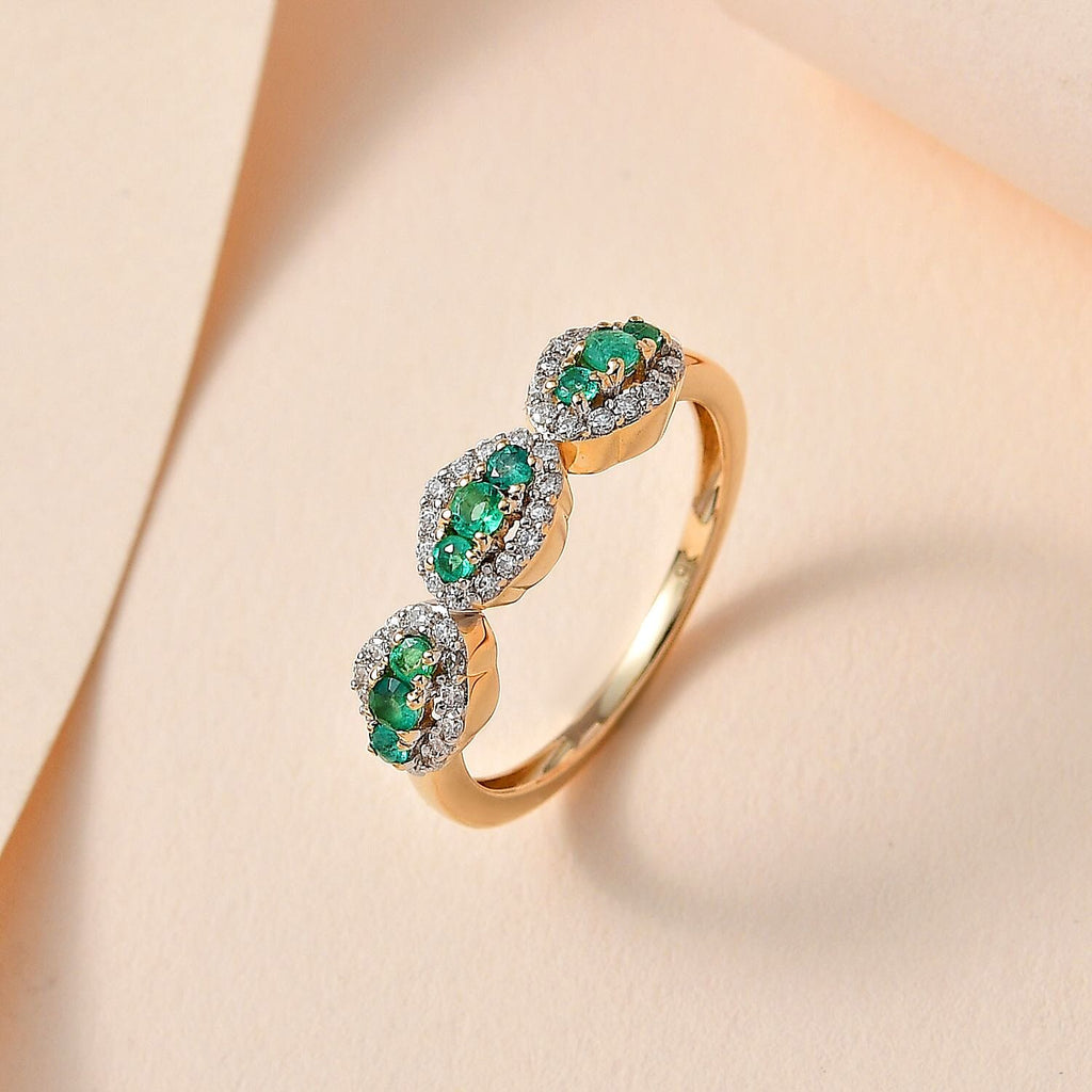 9K Yellow Gold  AA   Emerald ,  Moissanite  Main Stone With Side Stone Ring 0.56 ct,  Gold Wt. 1.76 Gms  0.564  Ct.
