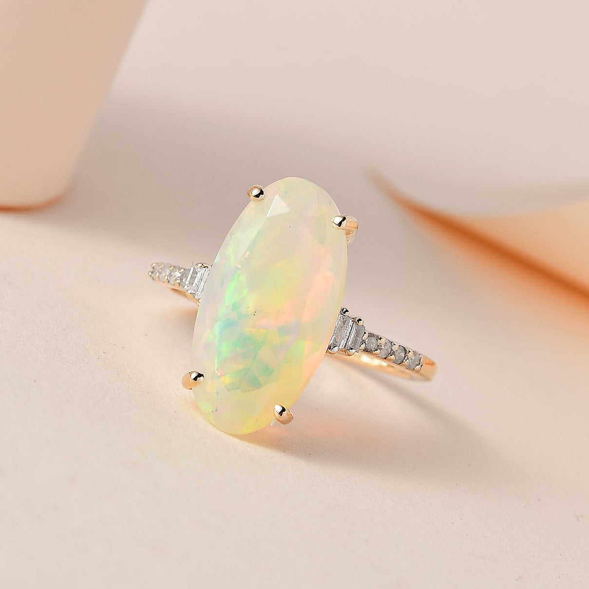 9K Yellow Gold Ethiopian Welo Opal and Diamond Ring 3.03 Ct 7535953 2