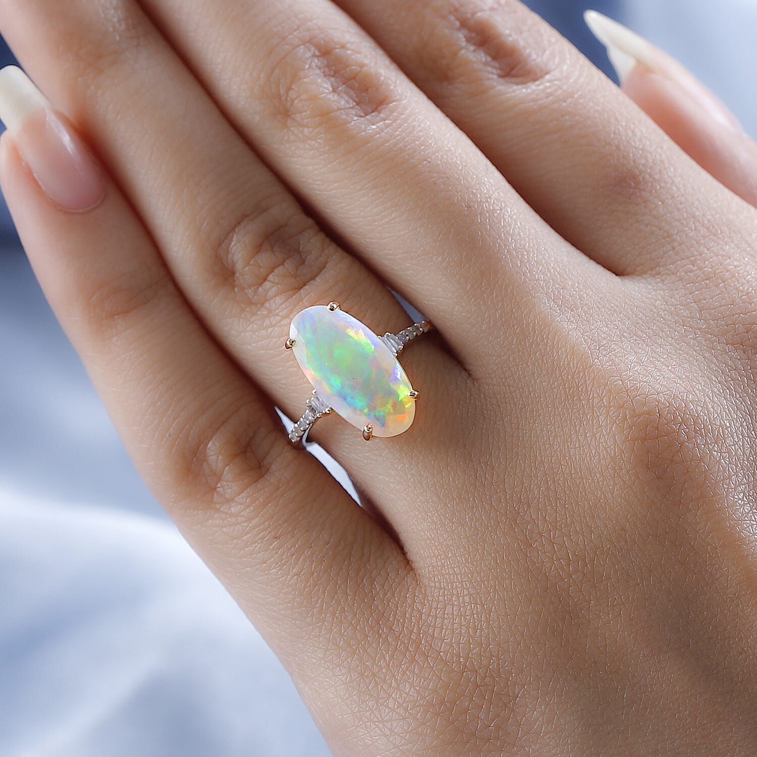 9K Yellow Gold Ethiopian Welo Opal and Diamond Ring 3.03 Ct 7535953 3