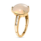 9K Yellow Gold Ethiopian Welo Opal and Diamond Ring 3.50 Ct.