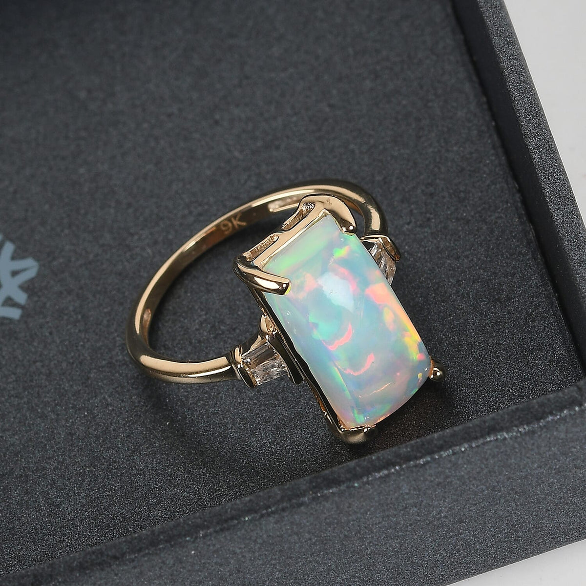 9K Yellow Gold AA Ethiopian Welo Opal and Diamond Ring 3.02 Ct. 3790268 2