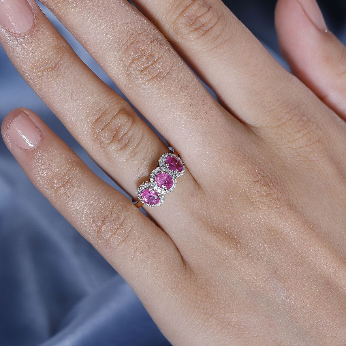 First Time Ever - 9K Yellow Gold Mozambique Pink Sapphire and Moissanite Ring 1.60 ct. 7892520 2
