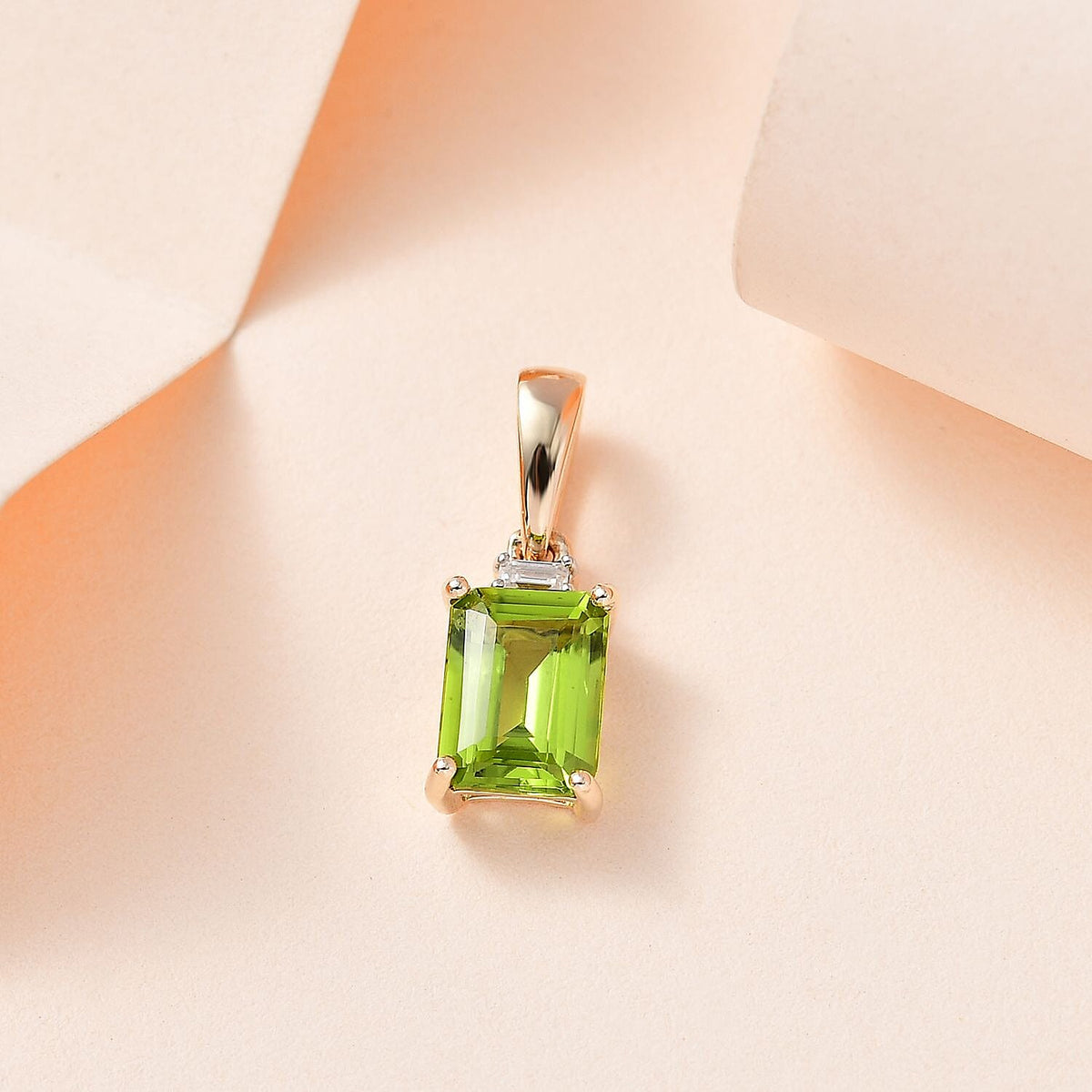 9K Yellow Gold Hebei Peridot &amp; Moissanite Pendant 1.76 Ct. 7652114 1
