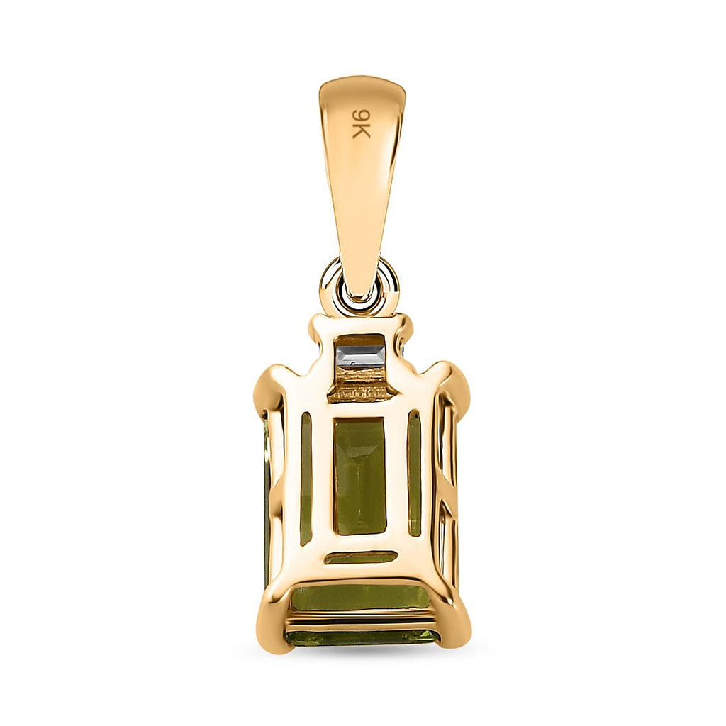9K Yellow Gold Hebei Peridot & Moissanite Pendant 1.76 Ct.