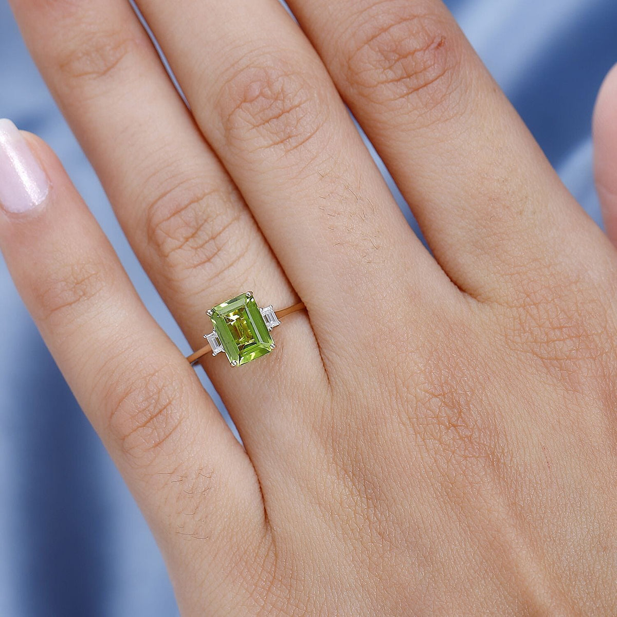 9K Yellow Gold Hebei Peridot &amp; Moissanite Ring 1.71 Ct. 7652102 2