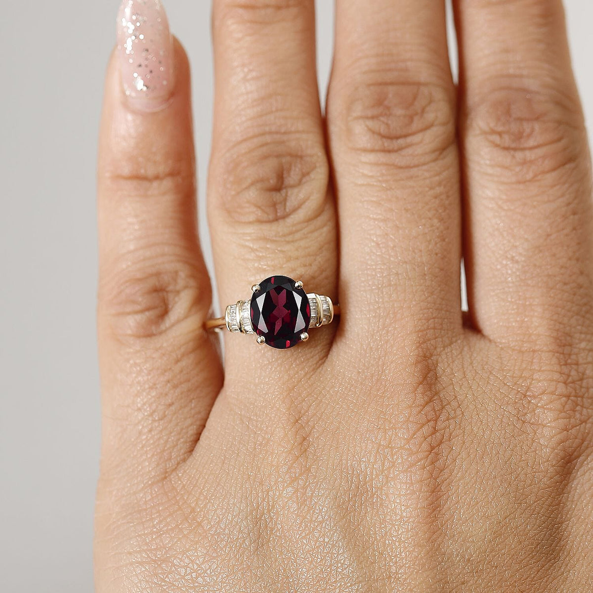 Extremely Rare Size-  9K Yellow Gold Orissa Natural Rhodolite Garnet (Oval 10x8 mm) and Natural Diamond Ring 3.40 Ct. V32757154 3