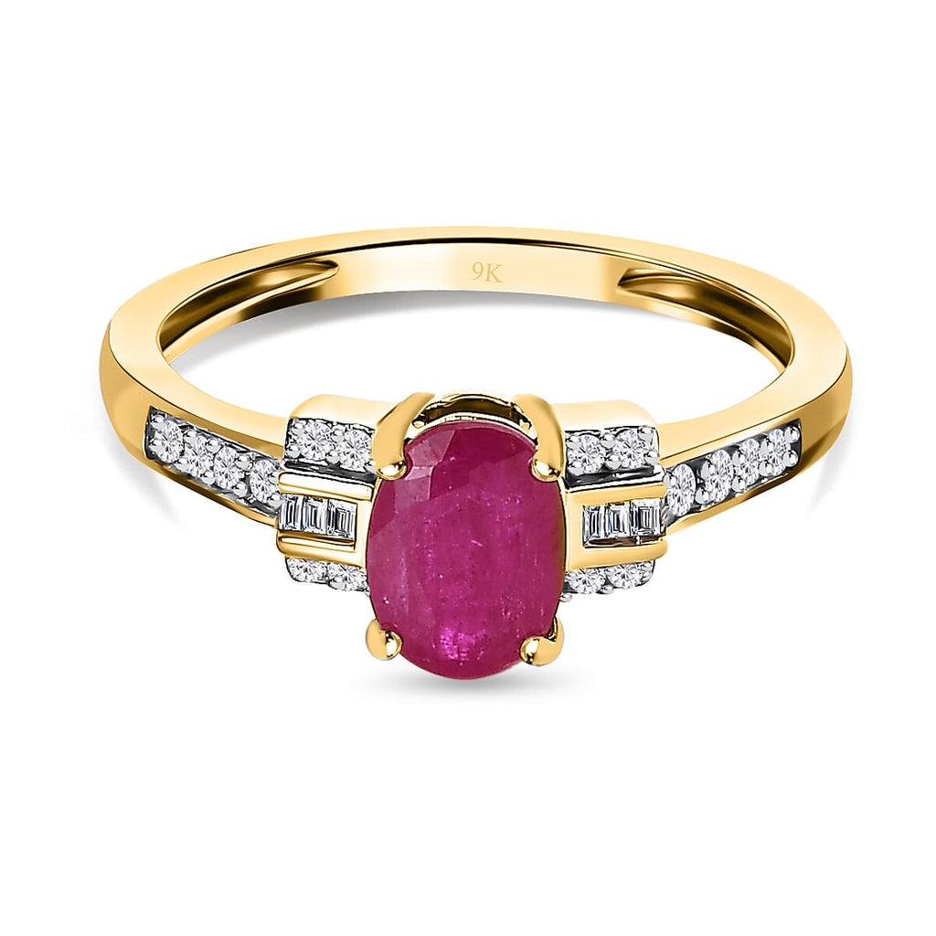 9K Yellow Gold Ruby and Diamond Ring 1.15 Ct