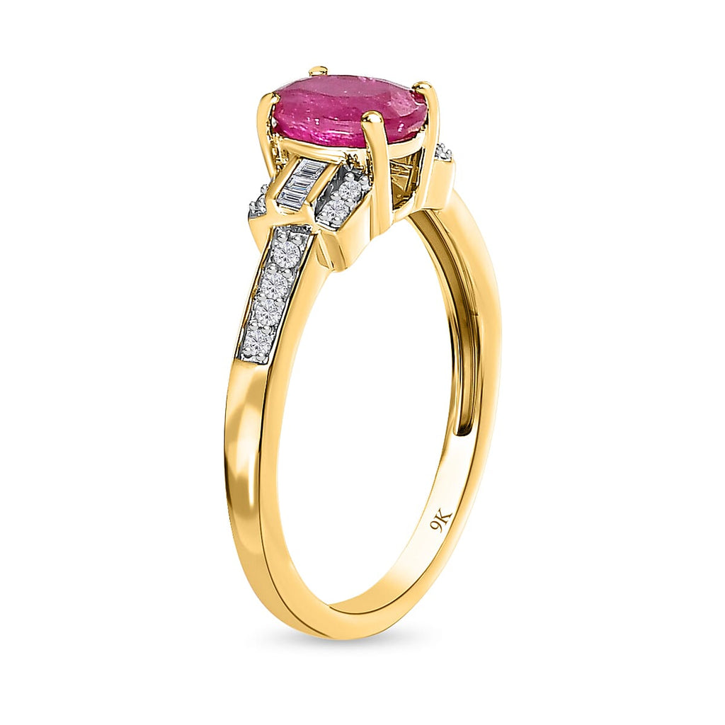 9K Yellow Gold Ruby and Diamond Ring 1.15 Ct