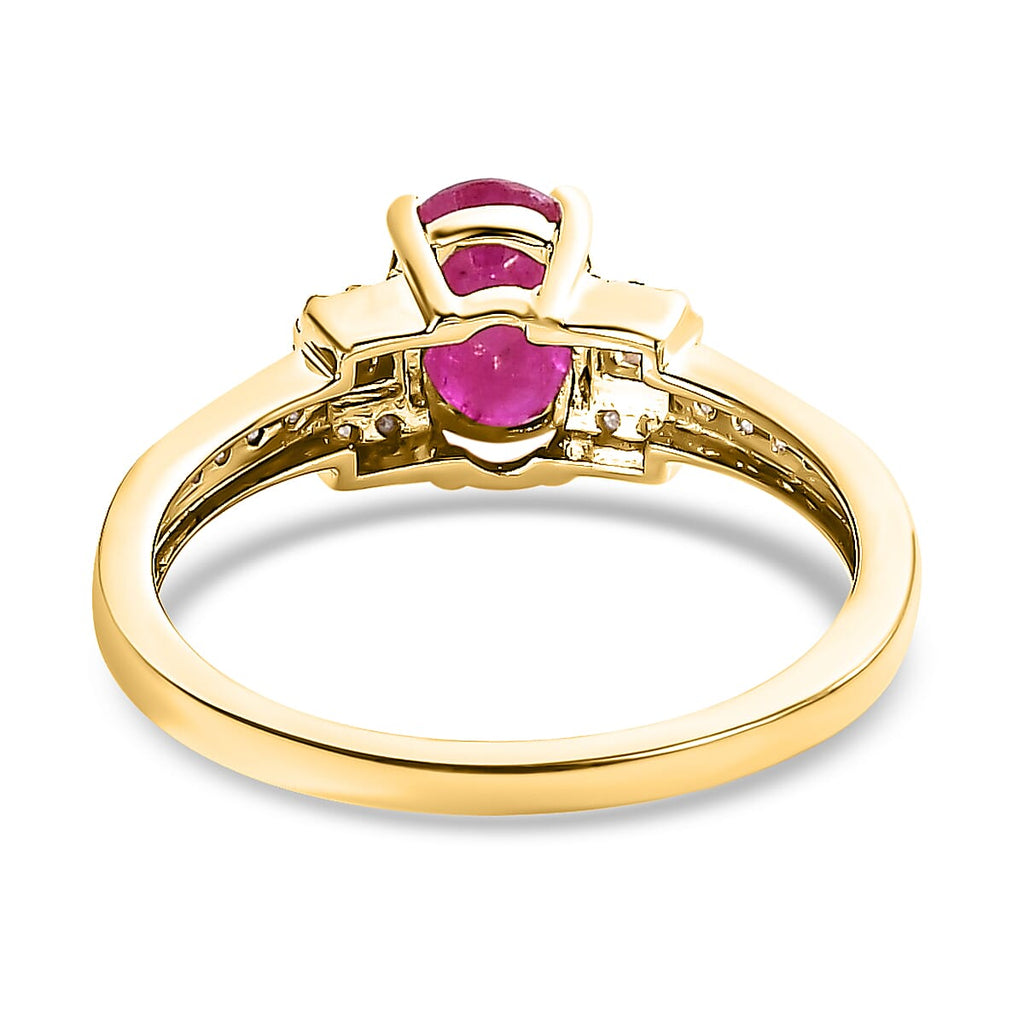 9K Yellow Gold Ruby and Diamond Ring 1.15 Ct