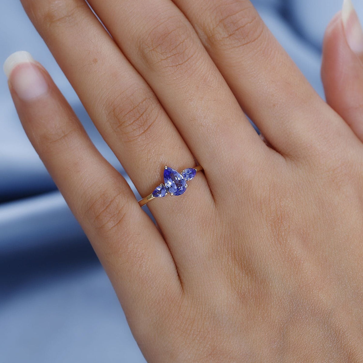 Tanzanite Trilogy Ring in9K Yellow Gold 7670536 2