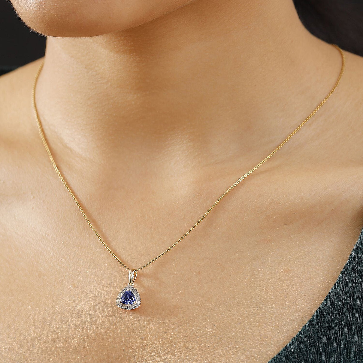9K Yellow Gold Tanzanite &amp; Diamond Pendant 1.04 Ct. 8055648 2