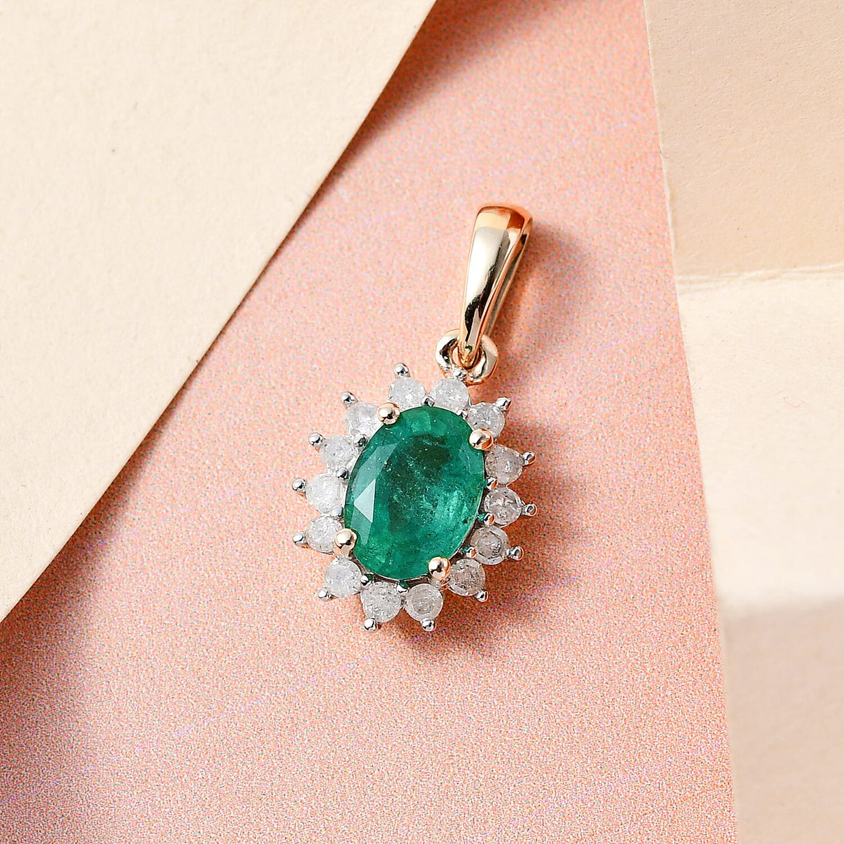 9K Yellow Gold AA Zambian Emerald and Diamond Halo Pendant 0.92 Ct 7253350 3