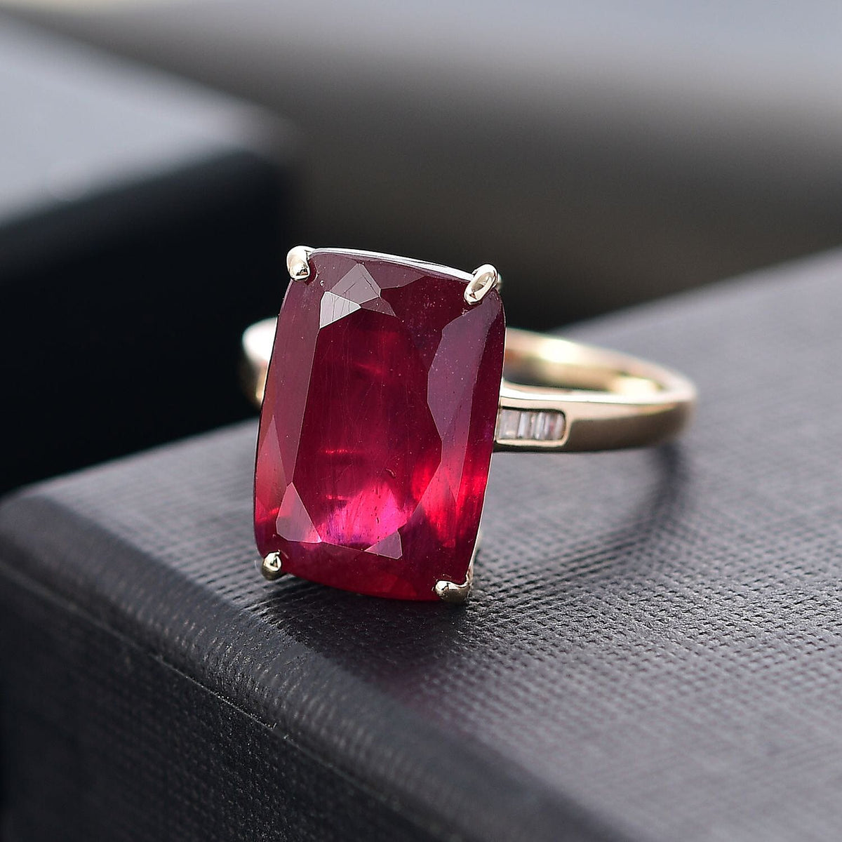 9K Yellow Gold AAA African Ruby, White Diamond Ring 10.55 Cts. 7857213 3