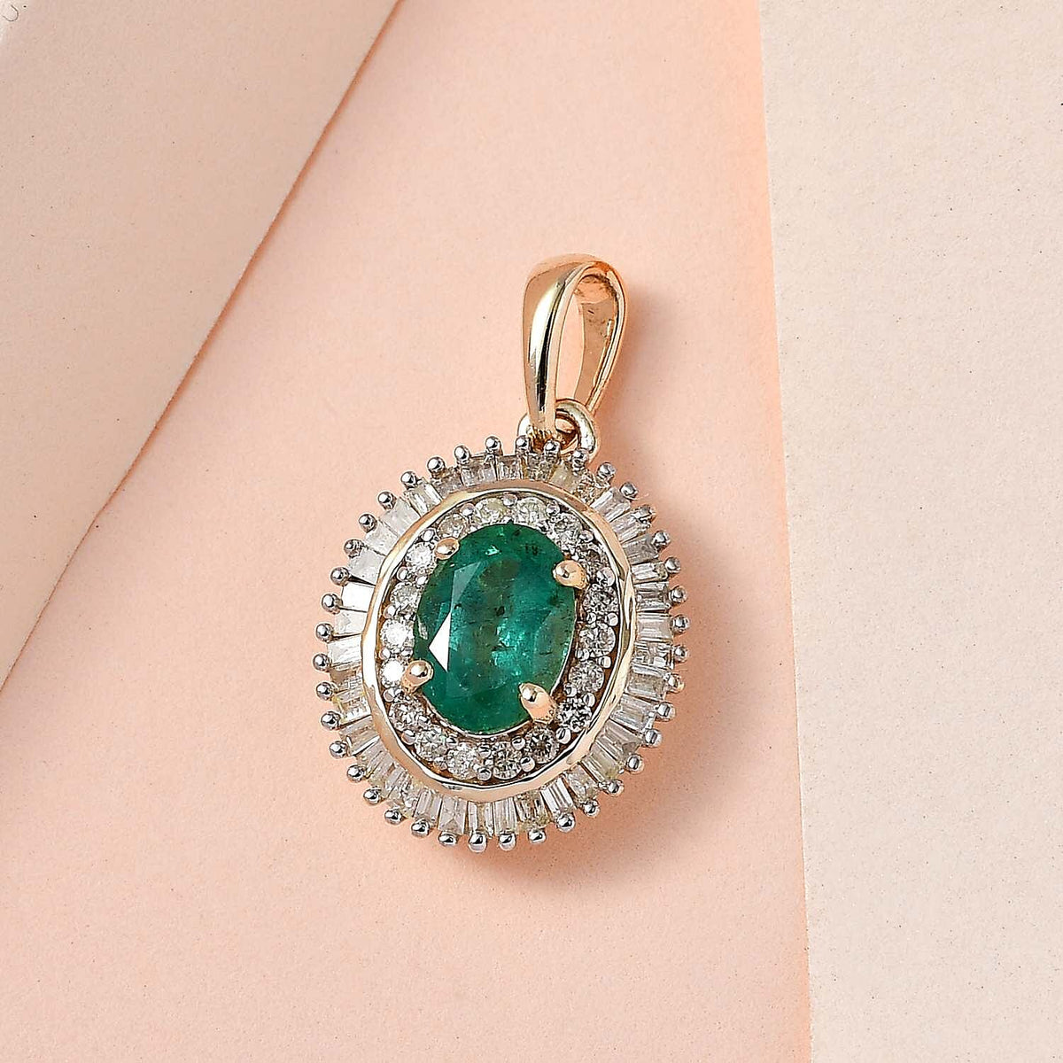 9K Yellow Gold AAA Gemfields Emerald and Diamond Pendant 1.14 Ct 7571771 3