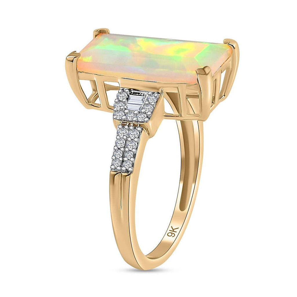 9K Yellow Gold  AAA   Ethiopian Opal ,  White Diamond  Main Stone With Side Stone Ring 3.56 ct,  Gold Wt. 2.76 Gms  3.555  Ct.