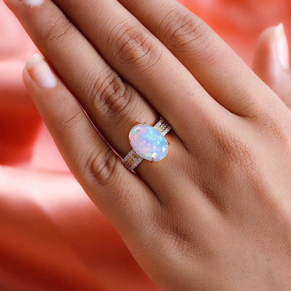 9K Yellow Gold AAA Ethiopian Welo Opal, Natural Yellow Diamond & White Diamond (G-H) Ring 4.10 Ct