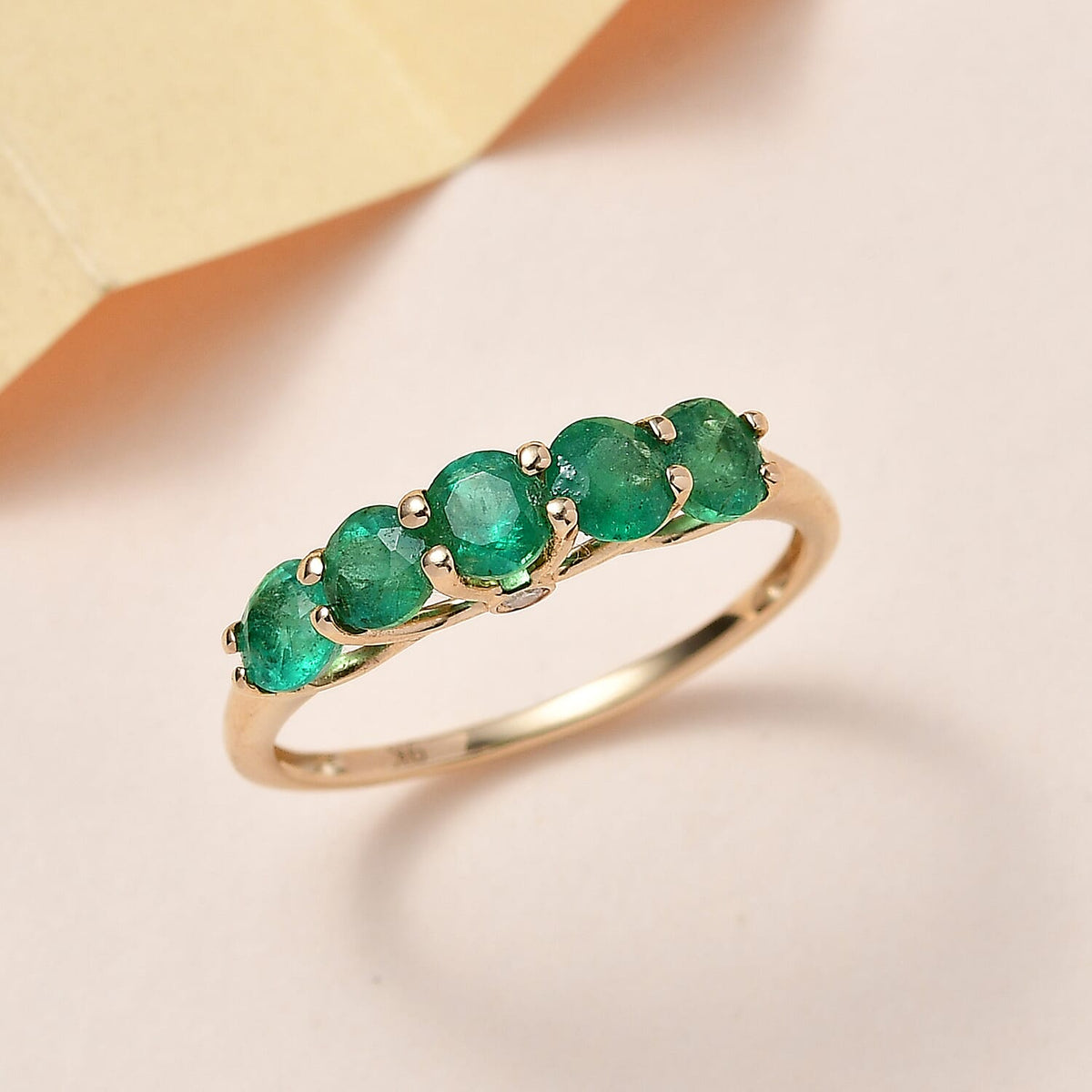 9K Yellow Gold AAA Gemfields Emerald and Diamond Ring 1.32 Ct 7514131 3