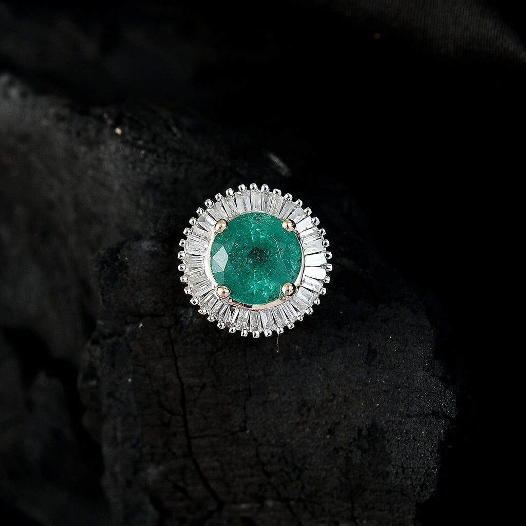 AAA Gemfields Zambian Emerald and Natural White Diamond 9K Yellow Gold Pendant 1.02 Ct.