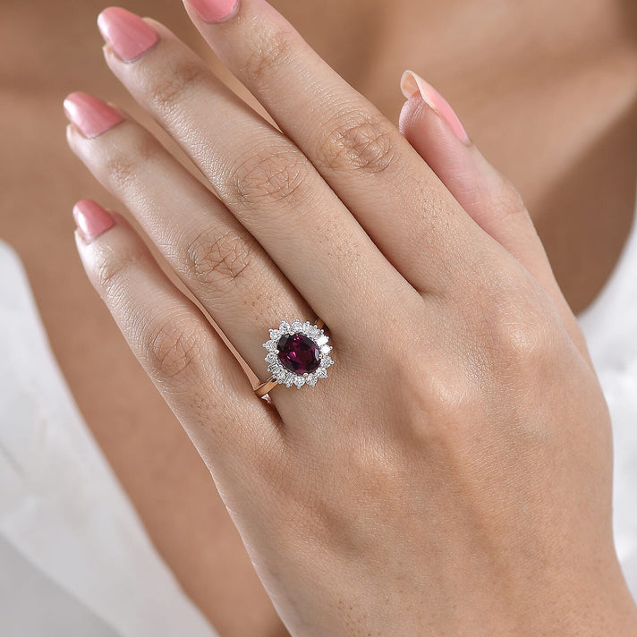 The Tony Diniz Collection - 9K Yellow Gold AAA Natural Radiant Ember Garnet (2.10 Ct) &amp; Lab Grown Diamond (SI-G-H 0.50ct) Halo Ring 2.60 Ct. 8562651 2