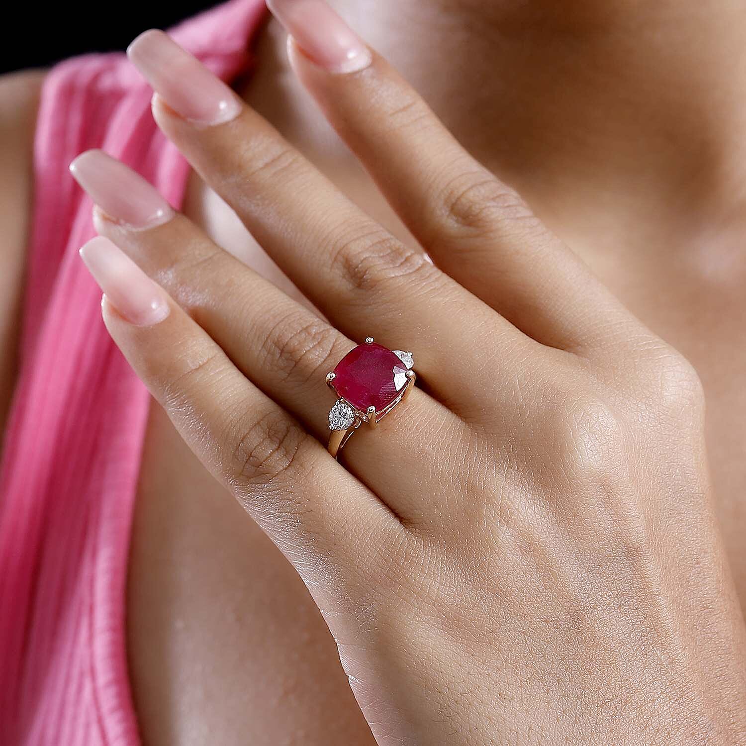 9K Yellow Gold AAA Ruby and Lab Grown Diamond  VS-EF Ring 9.57 Ct 7965181 2
