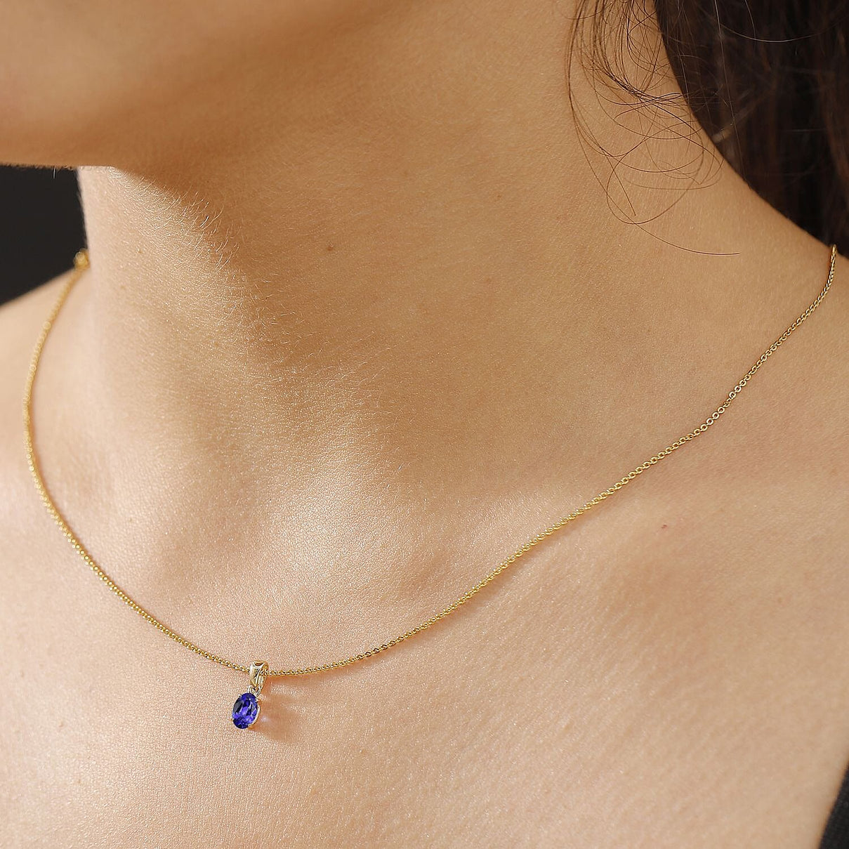 9K Yellow Gold AAA Tanzanite Oval-Cut Solitaire Pendant 8036851 3