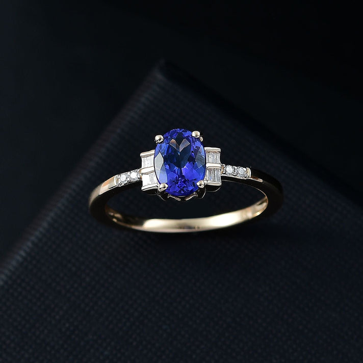AAA Tanzanite and White Diamond Ring in 9K Yellow Gold 7994760 2
