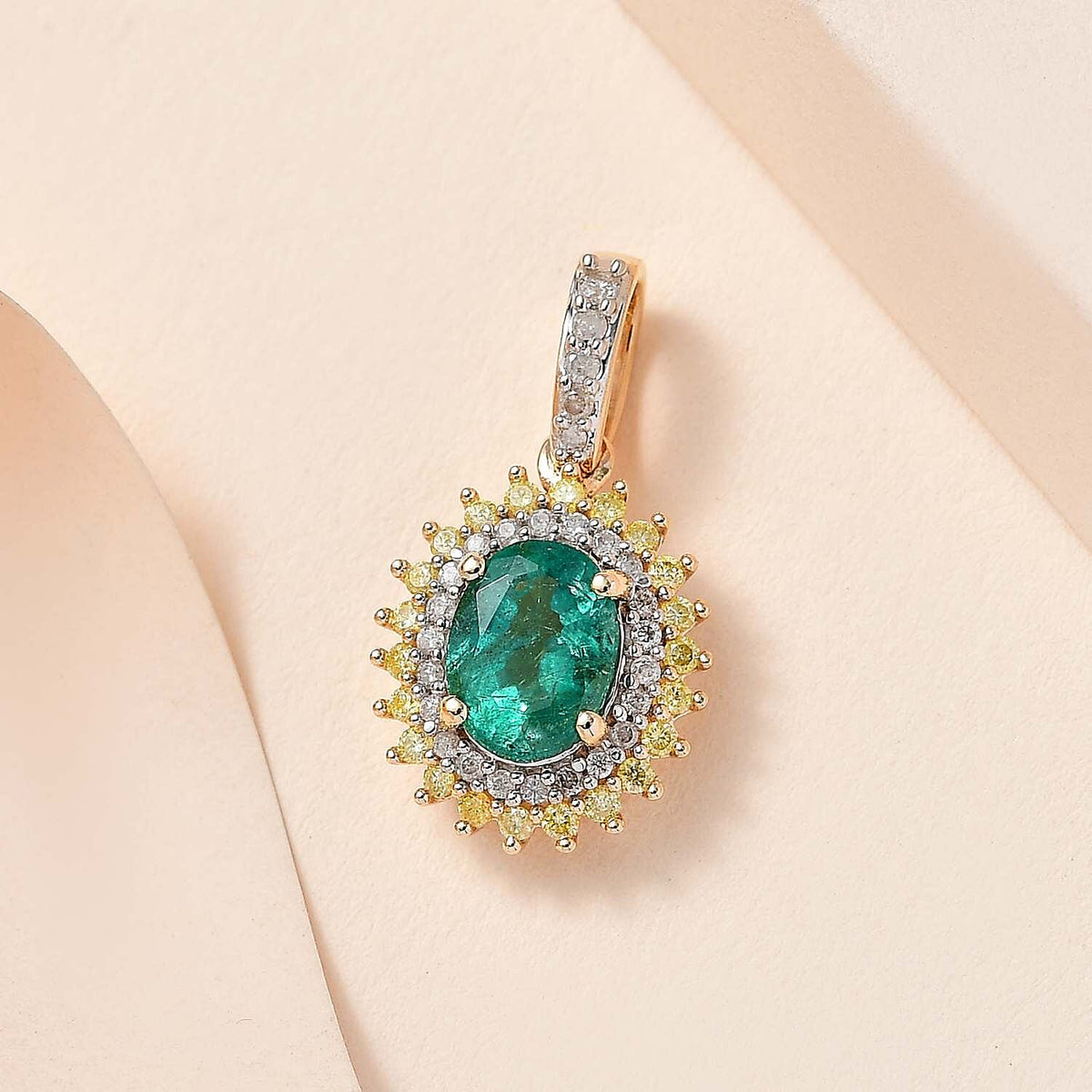 9K Yellow Gold AAA  Zambian Emerald, Natural Yellow Diamond and White Diamond Pendant 1.44 Ct 7623172 2