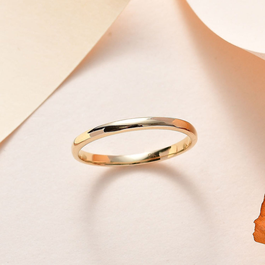 9K Yellow Gold  Band Ring,  Gold Wt. 1.26 Gms