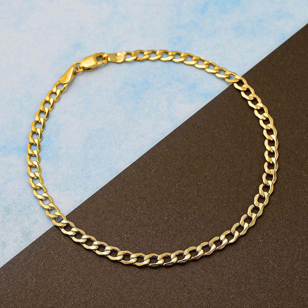 9K Yellow Gold Bevelled Flat Curb Bracelet (Size - 7.5) 7663052 1