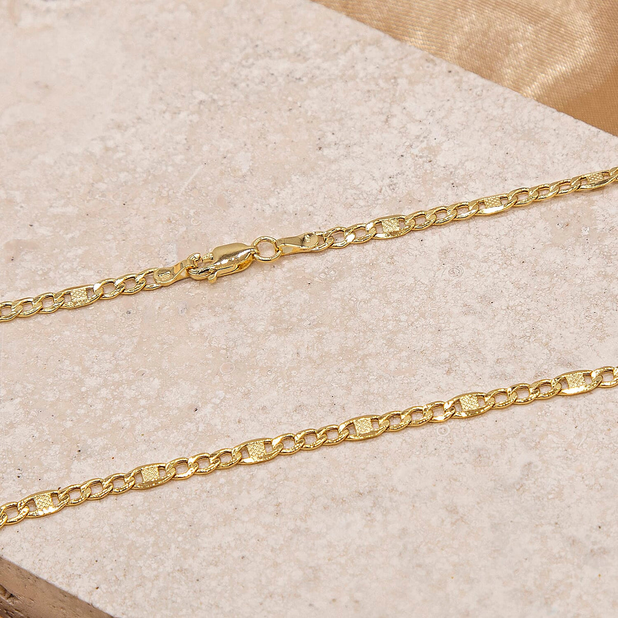 3.6mm Rambo Curb Chain 20 Inch in 9K Yellow Gold 7578180 2
