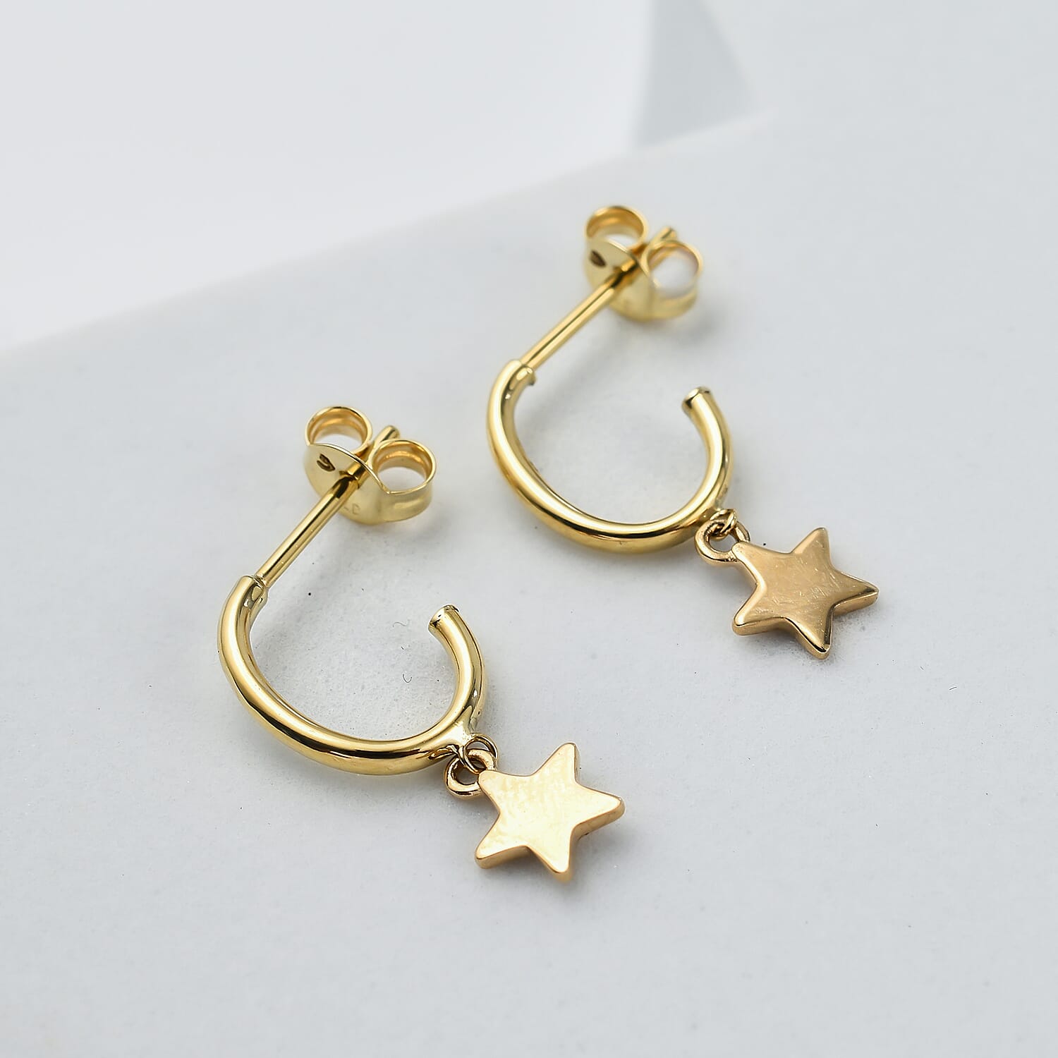 9K Yellow Gold  Earring,  Gold Wt. 1.1 Gms 7728386 1