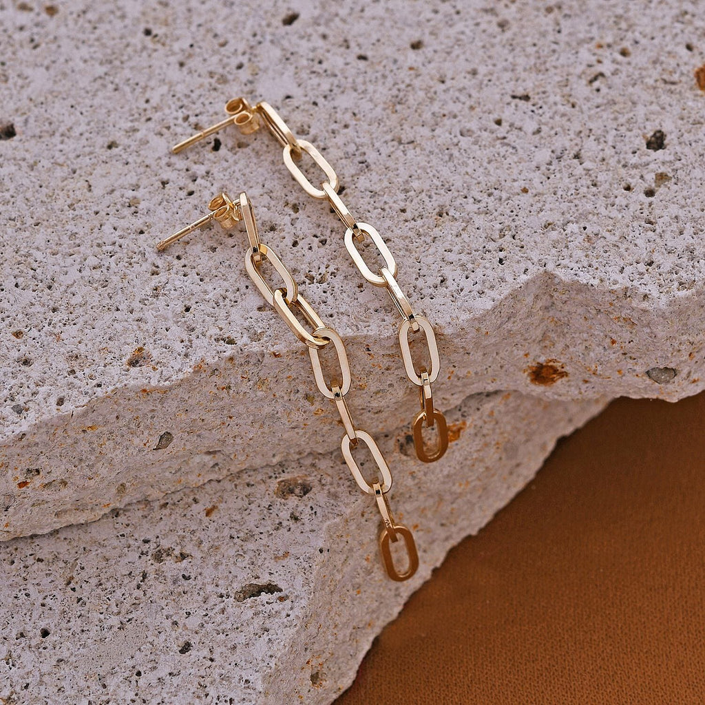 Vicenza Closeout - 9K Yellow Gold Paper Clip Earrings