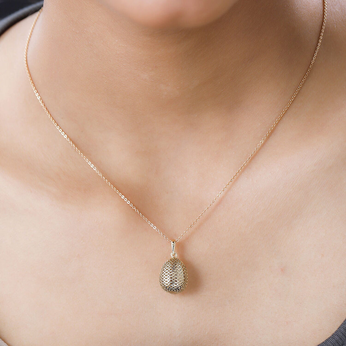 Easter Special Deal - 9K Yellow Gold Lattice Pendant 7362080 1