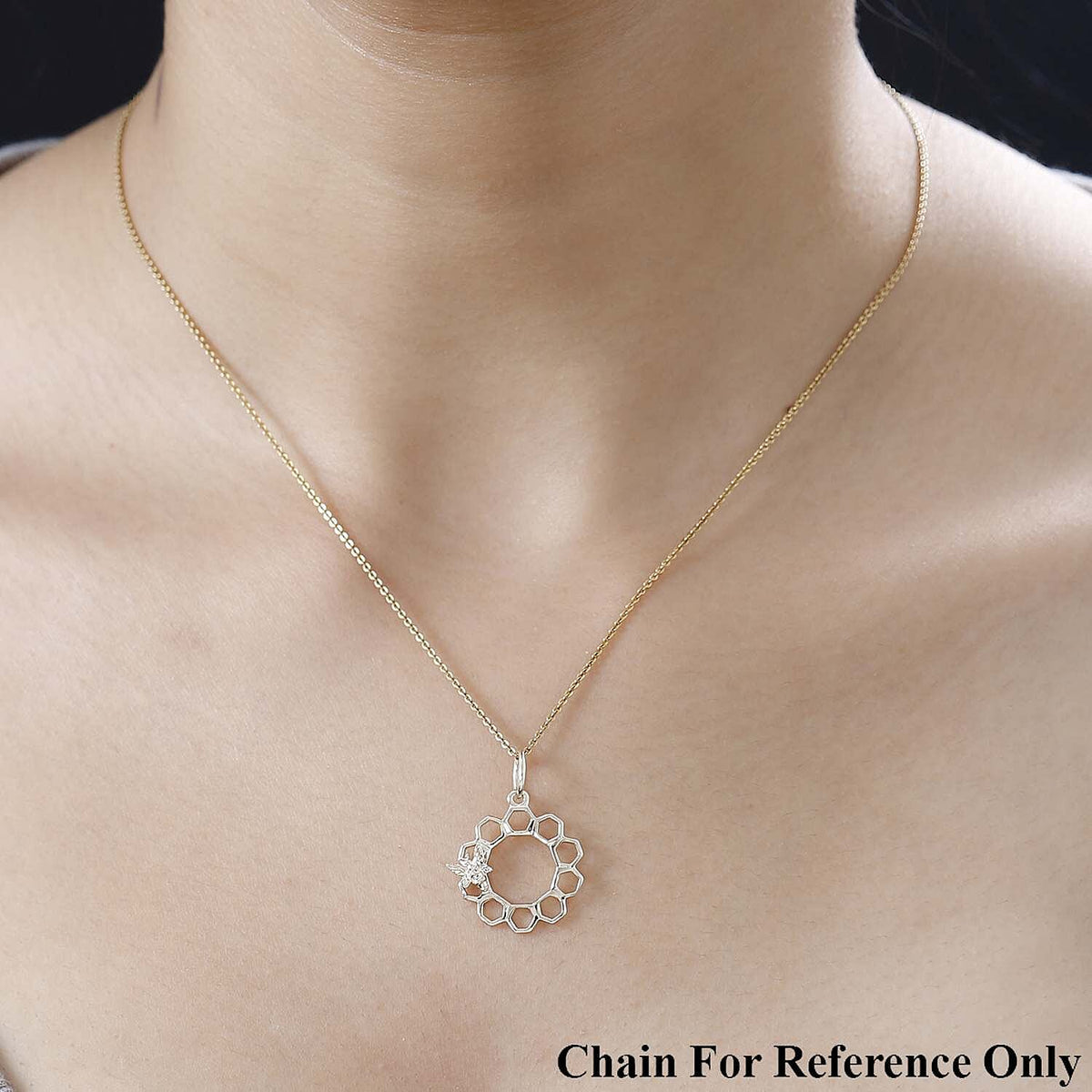 Designer Inspired - 9K Yellow Gold Honeycomb and Bee Pendant 7750648 2
