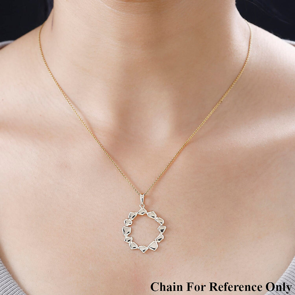 9K Yellow Gold  Fancy Pendant,  Gold Wt. 1.37 Gms