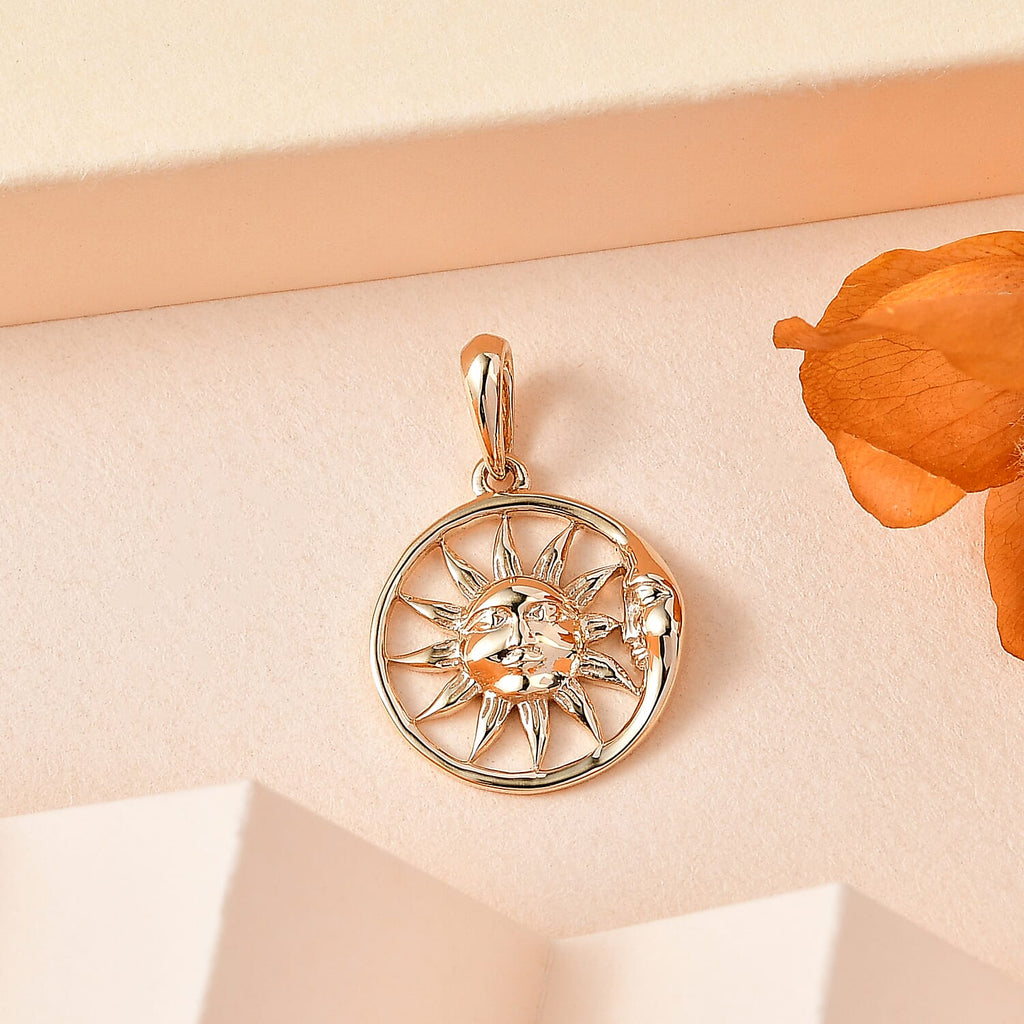 9K Yellow Gold  Fancy Pendant,  Gold Wt. 1.43 Gms