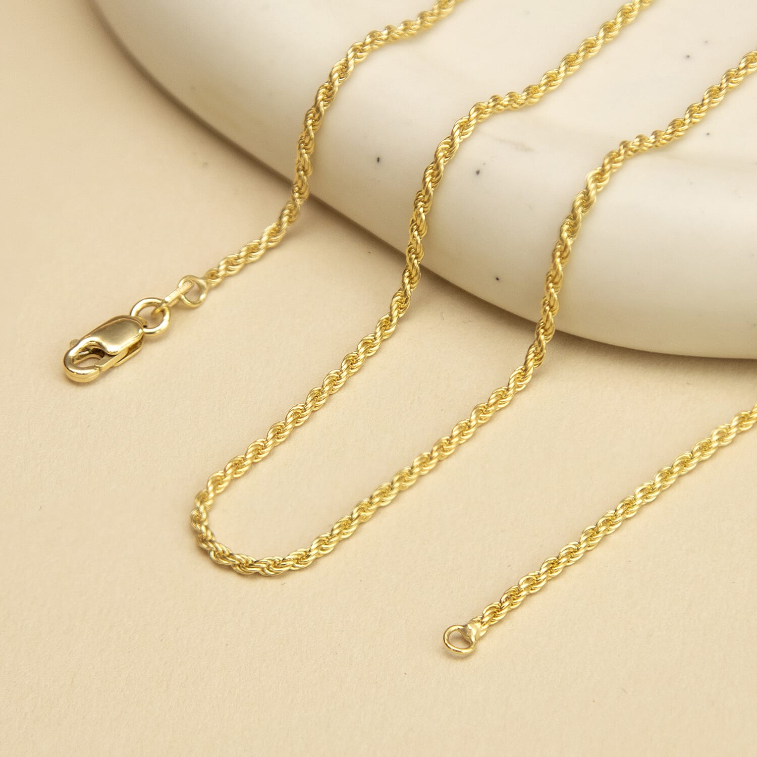9K Yellow Gold High Finish Rope Chain 18 Inch 3.8 grams 6093074 2