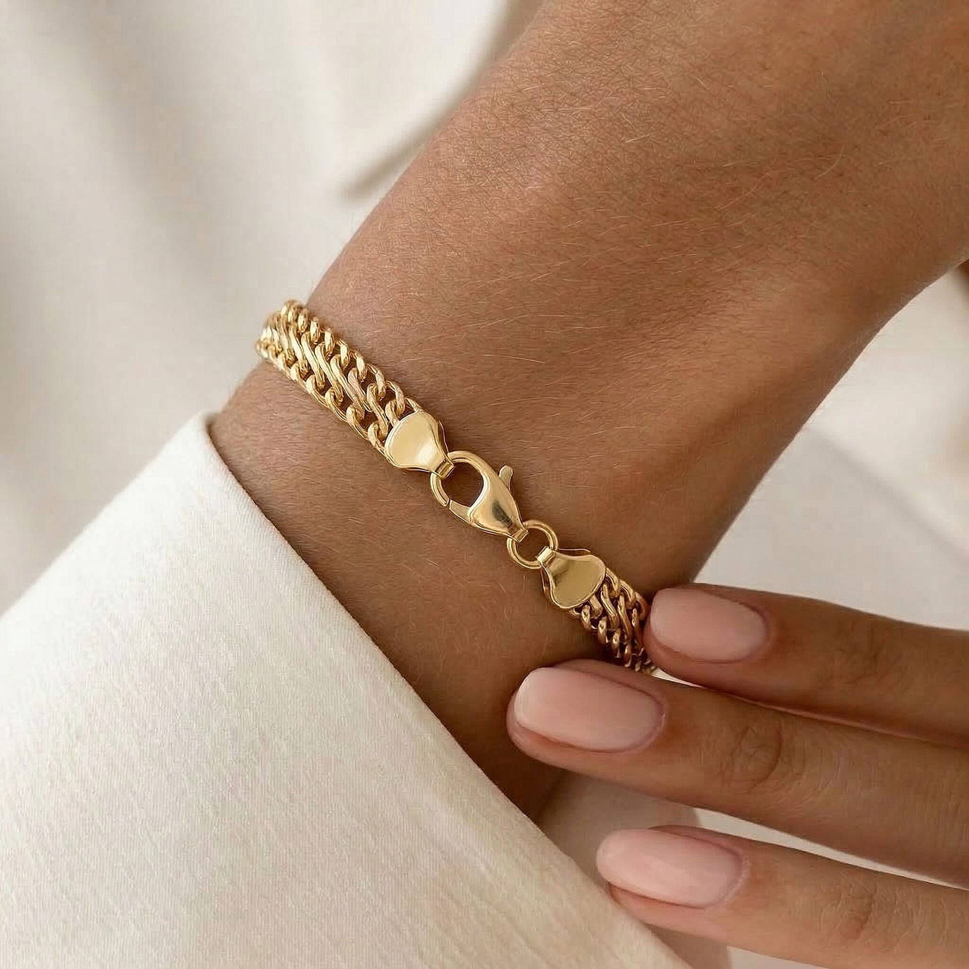 9K Yellow Gold Hollow Woven Curb Bracelet 7.5 Inch 8894663 2