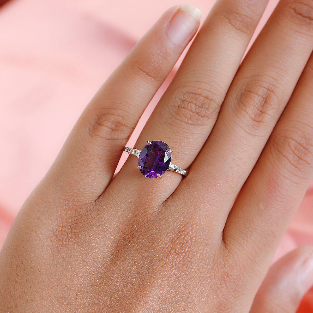3.68 Ct AA Moroccan Amethyst and Diamond Solitaire Ring in 9K Yellow Gold 7534215 2