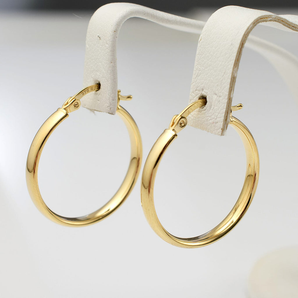 Biggest Close Out Deal - 9K Yellow Gold Oval Big Hoop Earring with Clasp Weight 2.70 Gms