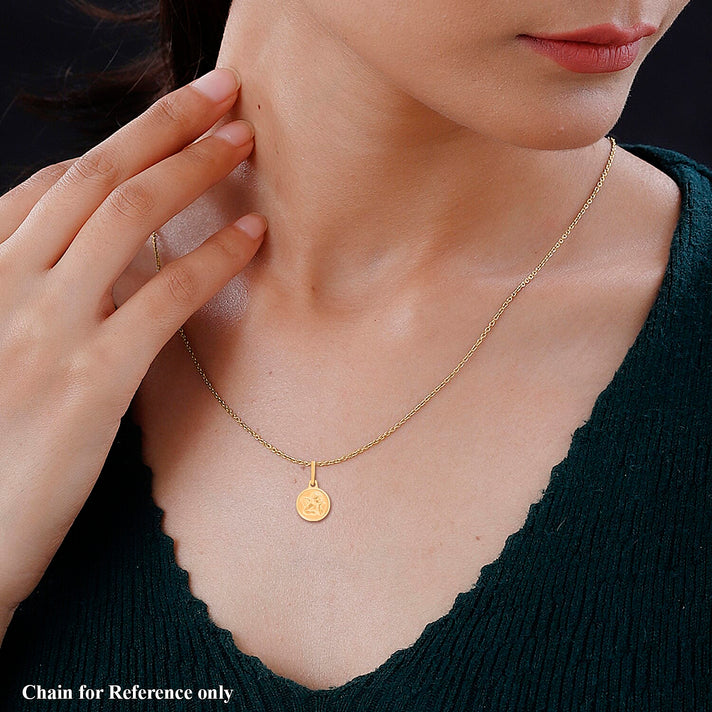 9K Yellow Gold 10mm Angel Round Medal Satin Pendant 7343683 2