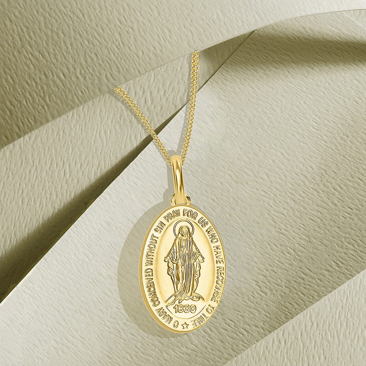 9K Yellow Gold 13mm x 28mm Holy Mary Oval Reversible Pendant 7343902 2