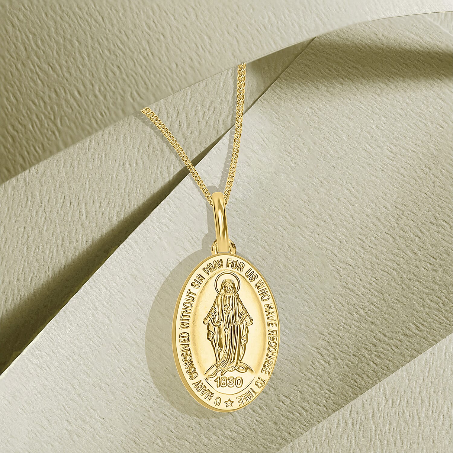 9K Yellow Gold 13mm x 28mm Holy Mary Oval Reversible Pendant 7343902 2