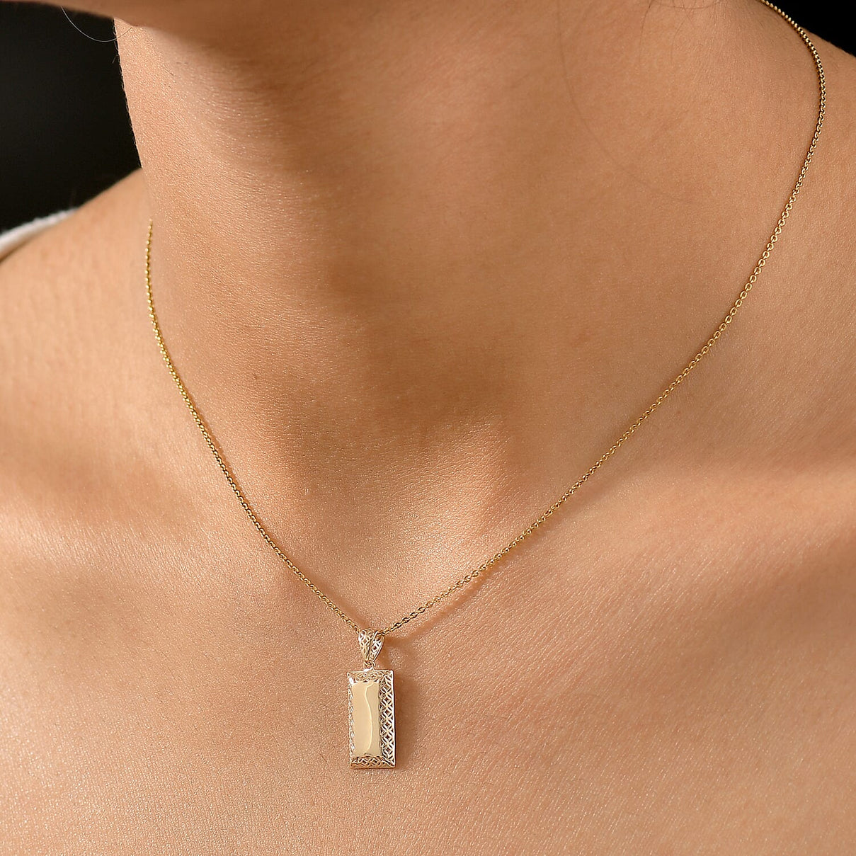 9K Yellow Gold Bar Pendant 8085943 2