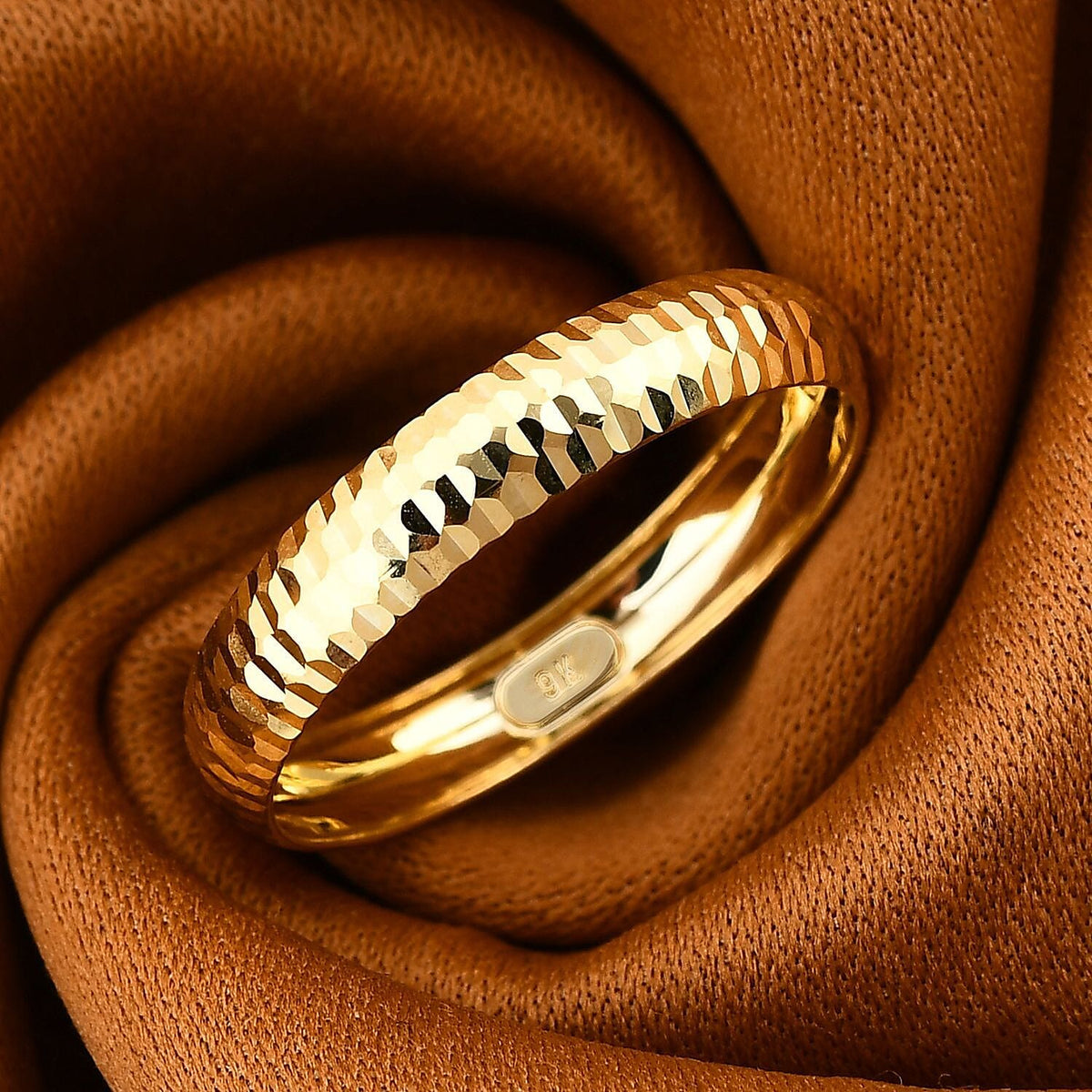 Royal Bali Collection - 9K Yellow Gold Diamond-Cut Band Ring 7995009 1