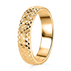 9K Yellow Gold Diamond Cut Ring, Gold Wt. 4 Gms