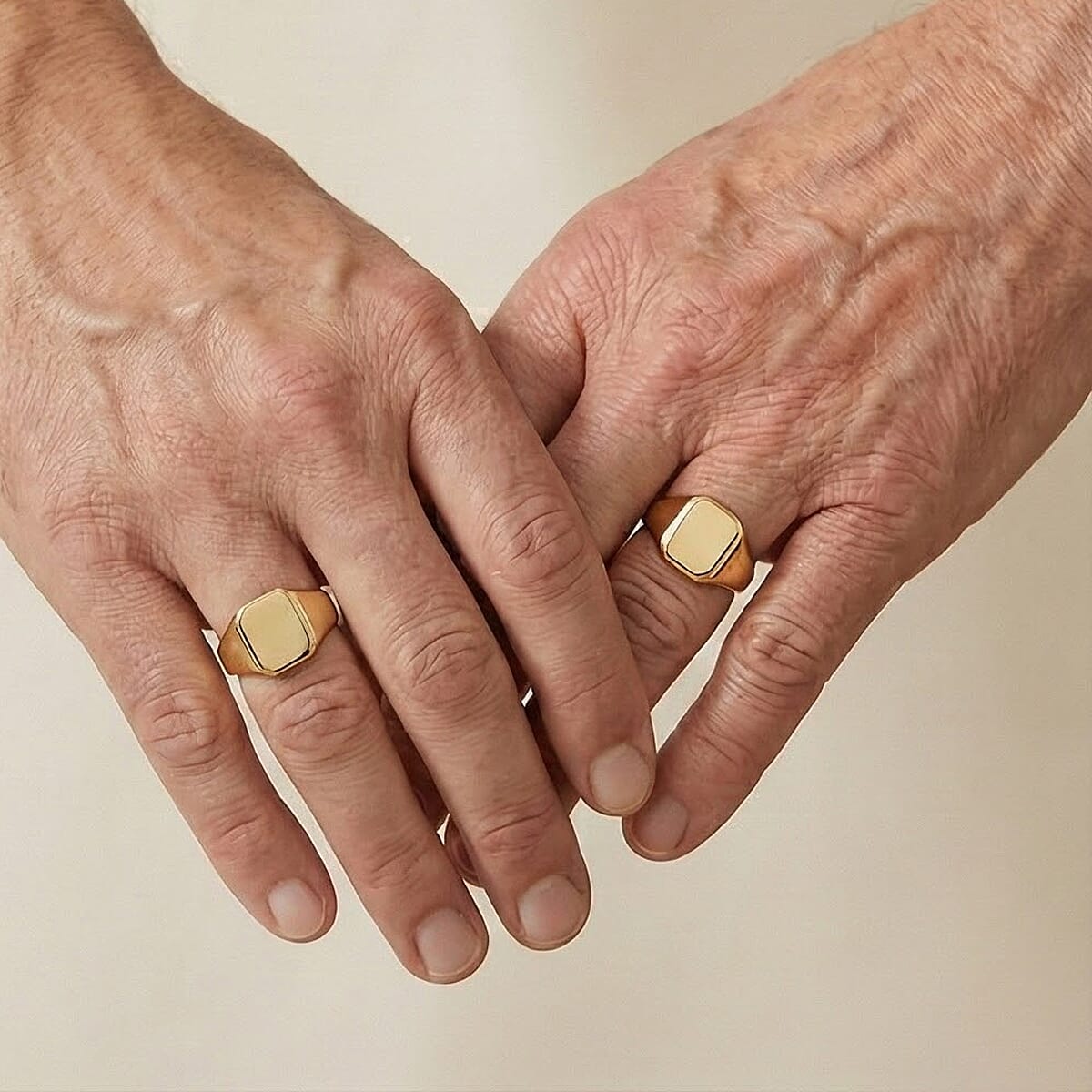 9K Yellow Gold Signet Men's Ring 8103950 2